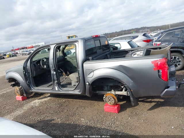 Nissan Frontier Sv 4x4