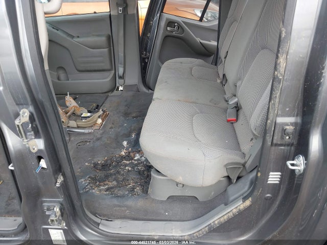 Nissan Frontier Sv 4x4
