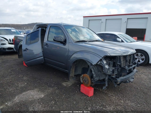 Salvage Nissan Frontier Image