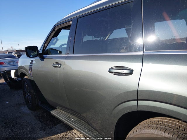 Nissan Armada Platinum 4wd