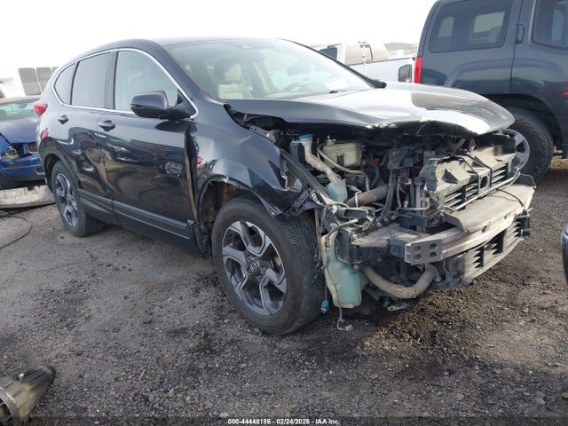 Salvage Honda CR-V Image