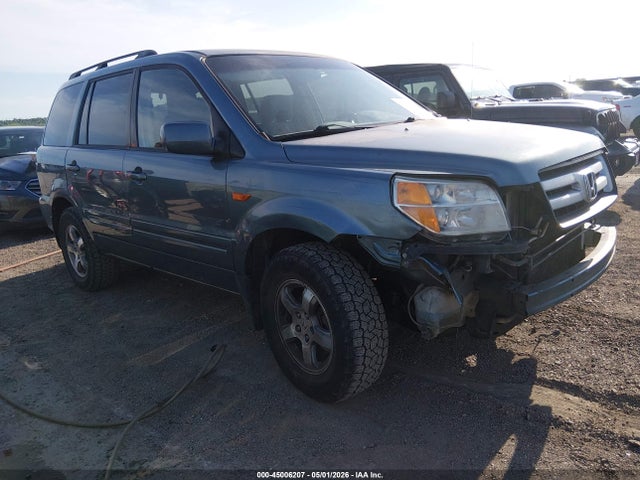 Salvage Honda Pilot Image