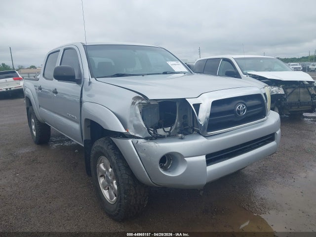 Toyota Tacoma Base V6