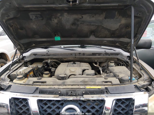 Nissan Titan Se