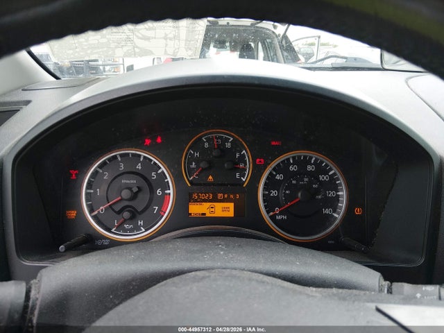 Nissan Titan Se