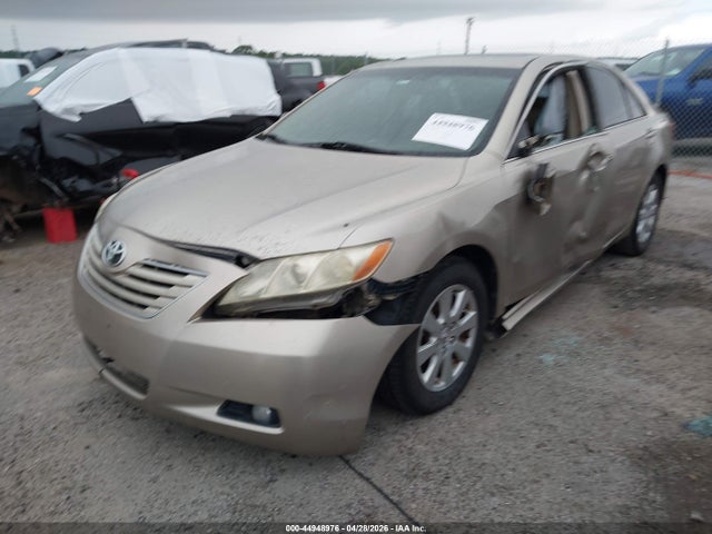 Toyota Camry Xle V6