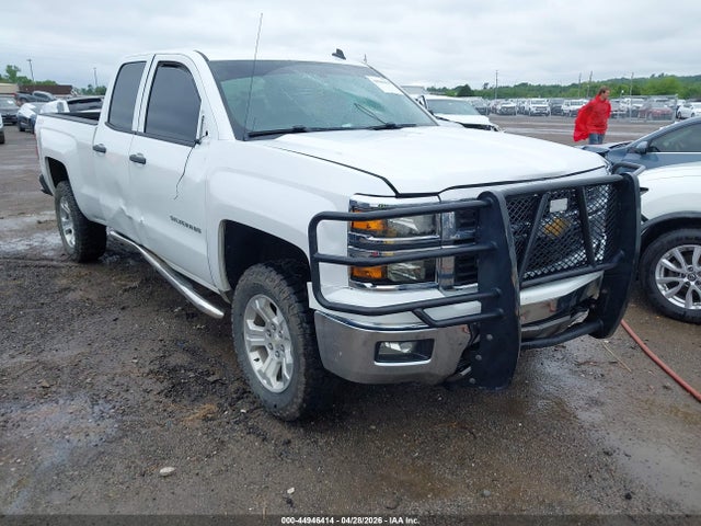 Salvage Chevrolet Silverado 1500 Image