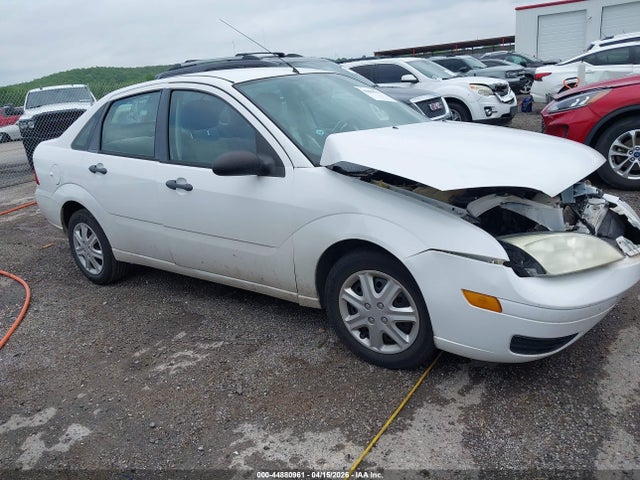 Salvage Ford Focus Image