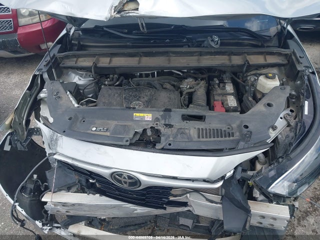 Toyota Highlander Le