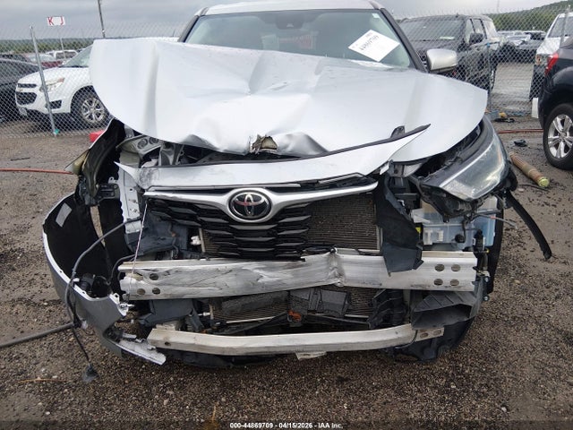 Toyota Highlander Le