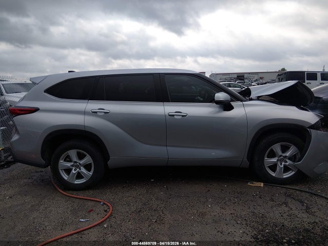 Toyota Highlander Le