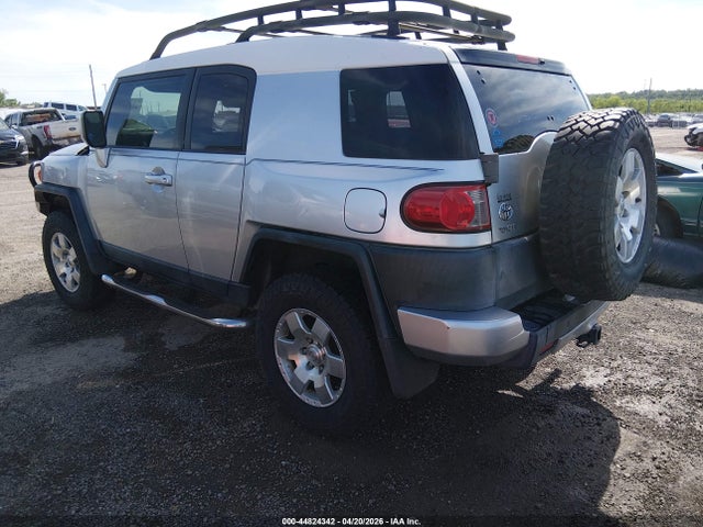 Toyota FJ Cruiser