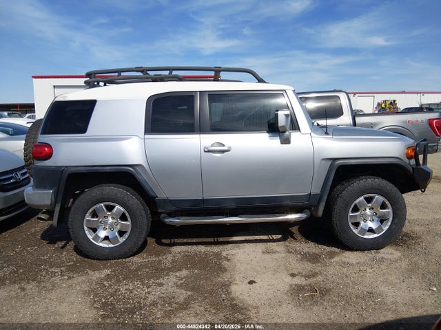Toyota FJ Cruiser