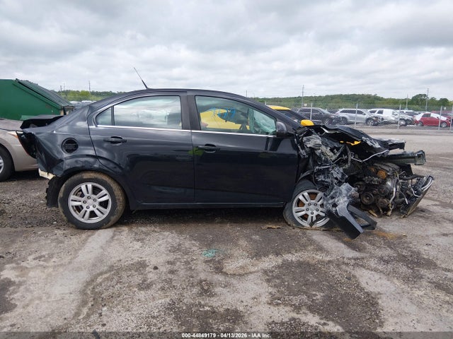 Chevrolet Sonic Lt Auto