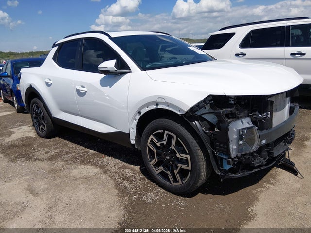 Salvage Hyundai SANTA CRUZ Image