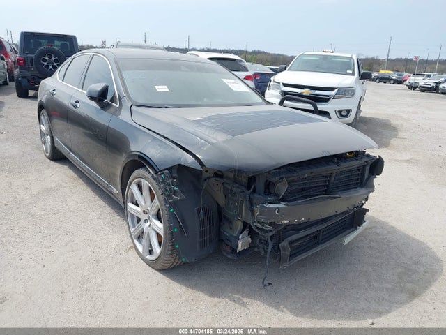 Salvage Volvo S90 Image