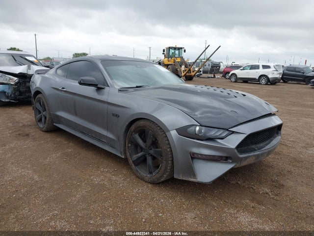 Salvage Ford Mustang Image