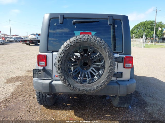 Jeep Wrangler Sport 4x4