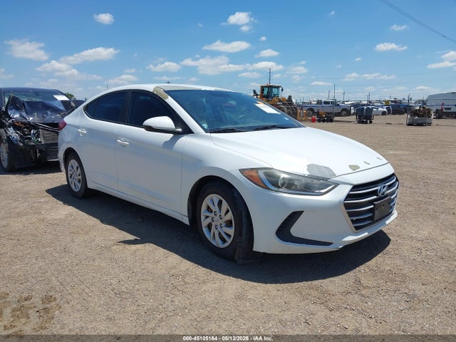 Salvage Hyundai ELANTRA Image