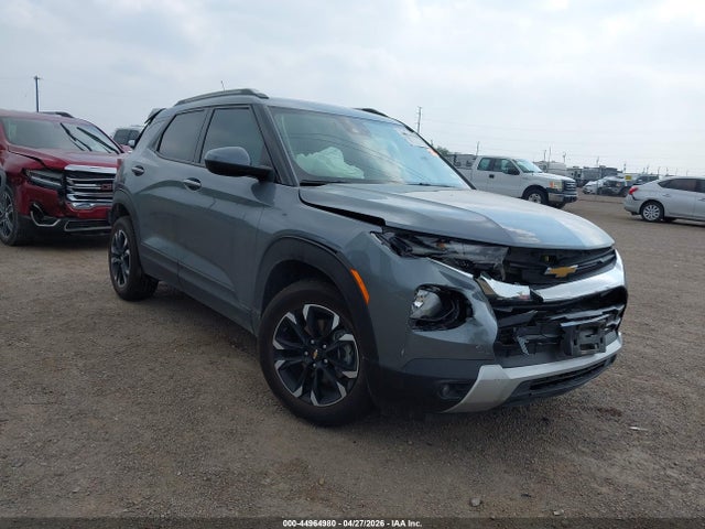 Salvage Chevrolet Trailblazer Image