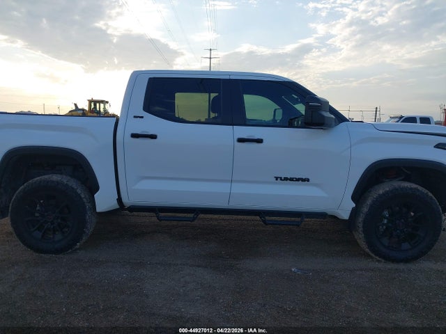 Toyota Tundra Sr5