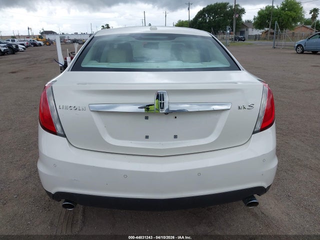 Lincoln MKS