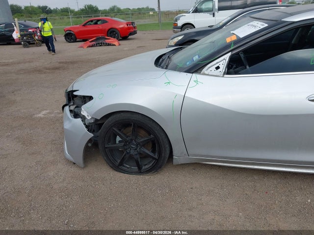 Nissan Maxima Platinum Xtronic Cvt