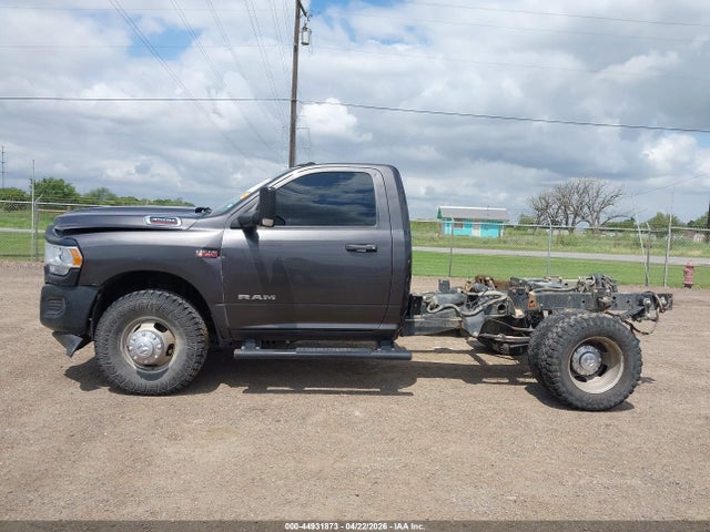 Ram 3500 Tradesman  4x4 8' Box