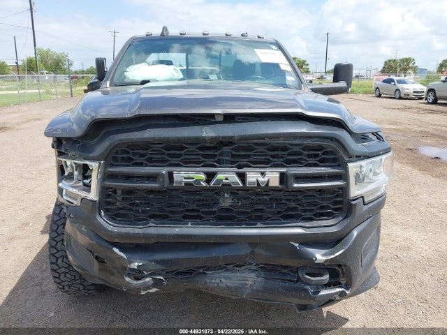 Ram 3500 Tradesman  4x4 8' Box