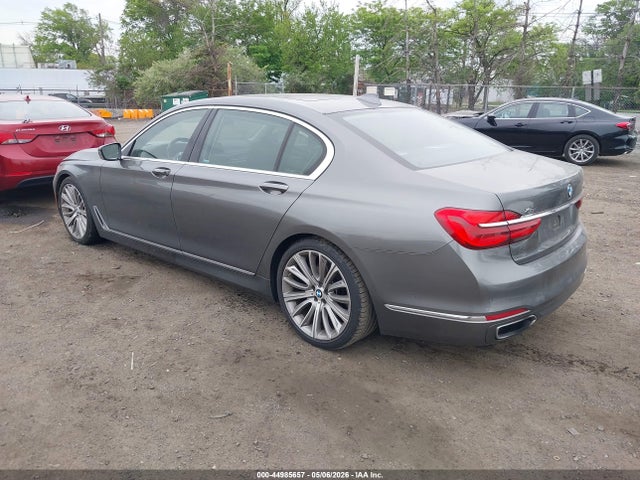 BMW 7 Series Xdrive