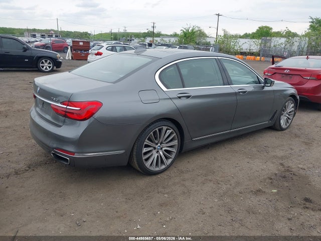 BMW 7 Series Xdrive