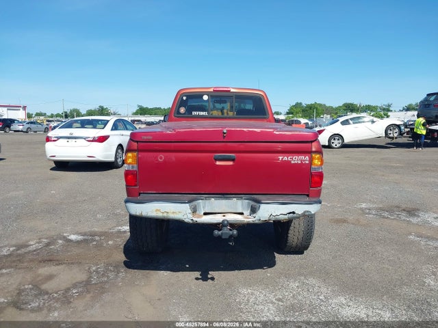 Toyota Tacoma Base V6