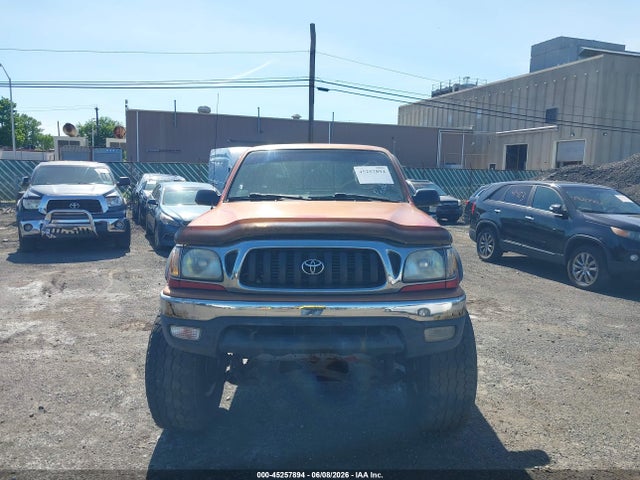 Toyota Tacoma Base V6
