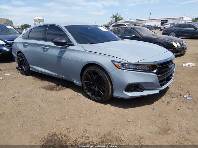 Salvage Honda Accord Image
