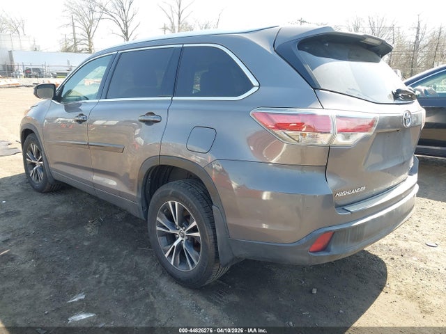 Toyota Highlander Xle V6