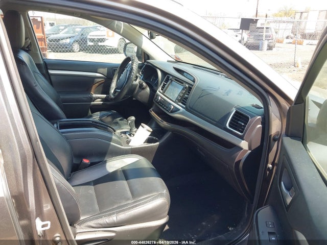 Toyota Highlander Xle V6