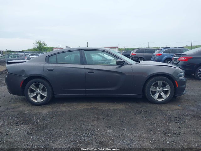 Dodge Charger Sxt