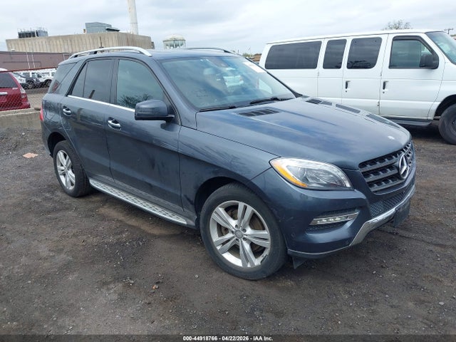 Salvage Mercedes-Benz M-Class Image