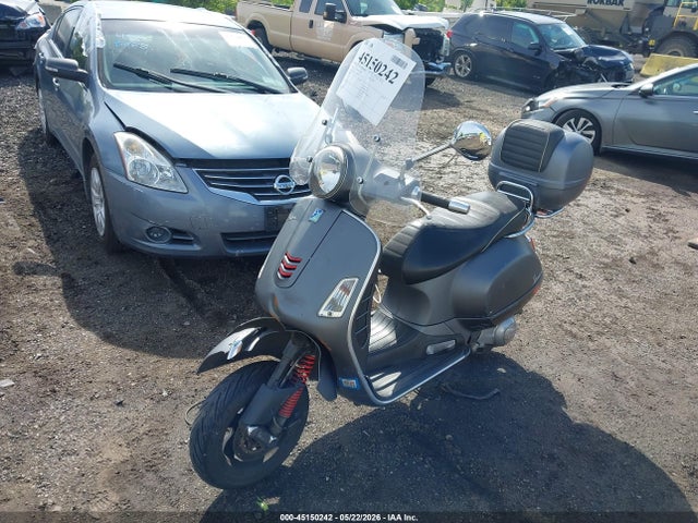 Vespa Gts Sei Giorni