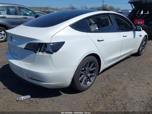 Tesla Model 3 Standard Range Plus Rear-wheel Drive