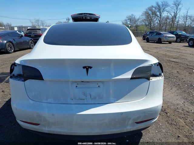 Tesla Model 3 Standard Range Plus Rear-wheel Drive