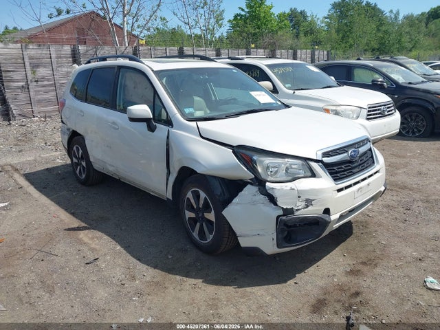 Salvage Subaru Forester Image