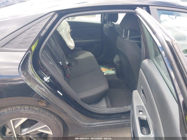 Hyundai ELANTRA Sel Sport