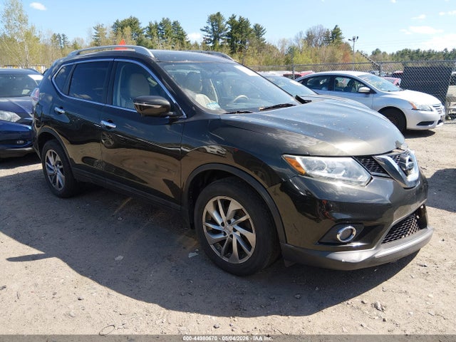 Salvage Nissan Rogue Image