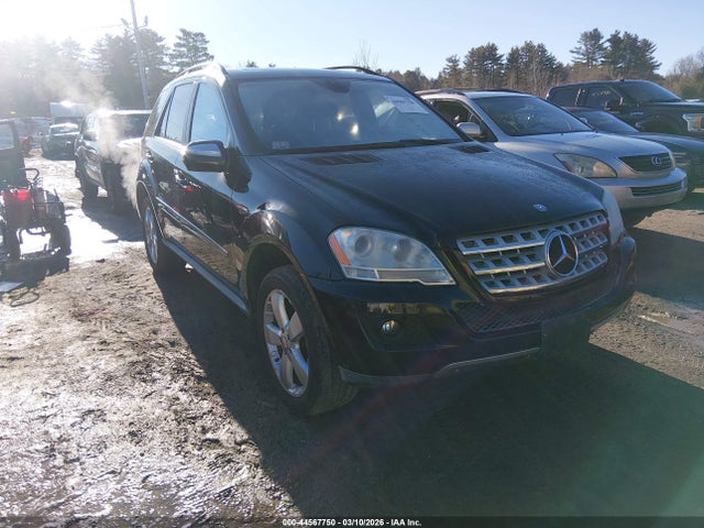 Salvage Mercedes-Benz M-Class Image