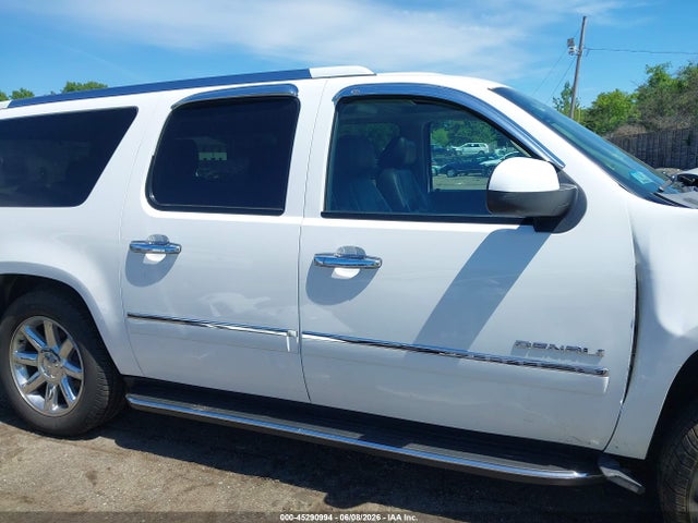 GMC Yukon Denali