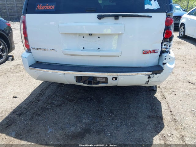 GMC Yukon Denali