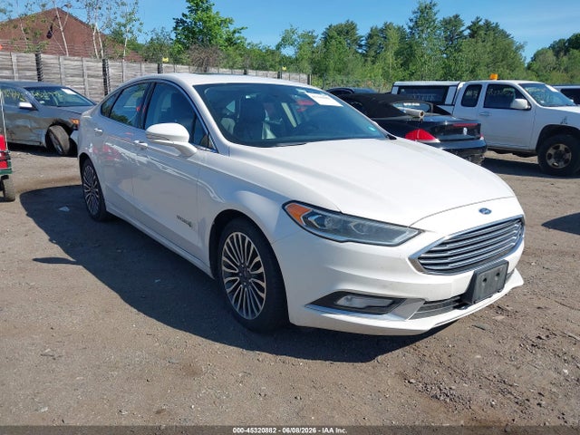 Salvage Ford Fusion Image
