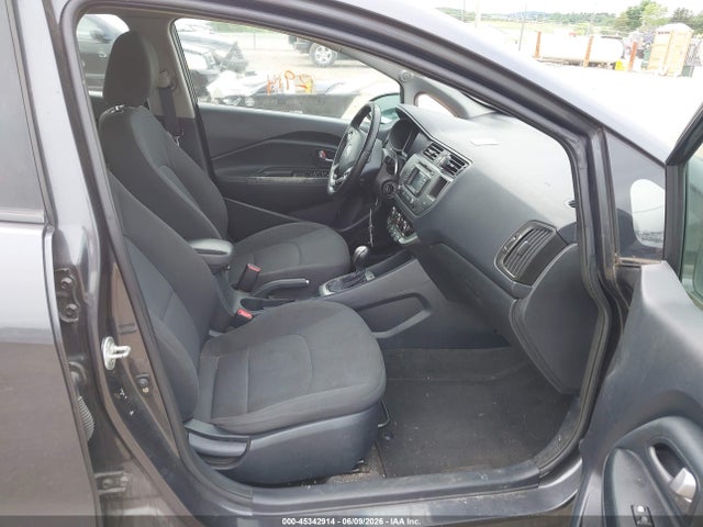Kia Rio Ex