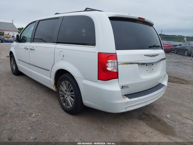 Chrysler Town & Country Touring-l
